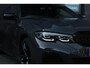 BMW 3-Serie 330e xDrive M Sport | Panoramadak | Adaptief M onderstel | Adaptieve Cruise Control | Stoel en Stuurverwarming