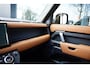 Land Rover Defender 110 P400 E X-Dynamic HSE Black & Tan Leder / 22 Inch / Panoramadak