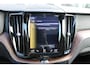 Volvo XC60 T8 Automaat Twin Engine AWD Inscription | Schuif/kanteldak | Keyless | Privacy Glas | Verw. Voorstoelen | AppleCarplay | 19" LMV |