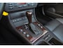 BMW 3-Serie Cabrio 330Ci Executive | Individual | Facelift | M-sportstuur | Memory | Climate control | Xenon | Cruise control | 18 inch | HiFi audio | PDC | Leer | Mistlampen | Origineel