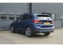 BMW X1 xDrive20i High Executive | PANO | HUD | KEYLESS | CAM | TREKHAAK |