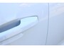 Volvo XC40 T2 Momentum Business | Adaptieve cruise control | Verwarmbare voorruit | Elektrische achterklep | Apple carplay/Android auto | Keyless | Parkeercamera achter | 18 inch Lichtmetalen velgen