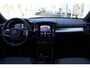 Volvo XC40 T2 Momentum Business | Adaptieve cruise control | Verwarmbare voorruit | Elektrische achterklep | Apple carplay/Android auto | Keyless | Parkeercamera achter | 18 inch Lichtmetalen velgen