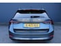 Skoda Octavia Combi 1.0 e-TSI Business Edition Full-LED CarPlay Stoelverwarming 18inch Velgen