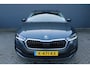 Skoda Octavia Combi 1.0 e-TSI Business Edition Full-LED CarPlay Stoelverwarming 18inch Velgen