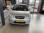 Kia Picanto 1.0 X-ecutive,5Deurs,5Zits,Climatecontrol,Elektrischpakket,Centraledeurvergrendeling op Afstand,Radio-cd/mp3 speler,Zeer Nette Auto