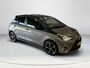 Toyota Yaris 1.5 Hybrid Bi-Tone