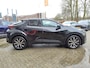 Toyota C-HR / C-HR+ 1.8 HYBRID 140 FIRST-EDITION STOEL/STUURVERW EL-ACHTERKLEP KEYLESS BLIND SPOT PARK-SENSOREN NAVI CAMERA APPLE/ANDROID 18'' VELGEN