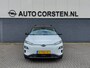 Hyundai Kona Electric EV 64kWh 204pk SOH 100% Leer Premium Schuif-/Kanteldak Warmtepomp Head-Up Display Apple Carplay Android Navi Camera Elektr.Stoelen+Leer+Verwarmd+Gekoeld Adaptive Cruise/Stop&Go Zelfsturend Multimedia Forward-Collision-Avoidance-Assist (FCA)Led Keyless DAB Pdc Subwoofer Bluetooth Dodehoek detector Privacy Glas Rijstrooksensor 1e Eigenaar Origineel Nederlandse Auto Volledig Dealeronderhouden