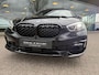 BMW 1-Serie 118i Business Edition ** Automaat ** Panodak ** Navigatie ** 17inch