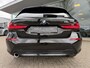BMW 1-Serie 118i Business Edition ** Automaat ** Panodak ** Navigatie ** 17inch