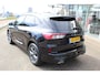 Ford Kuga 2.5-225pk Plug-in Hybrid ST-Line X. Hybride rijden voor een reële prijs ! Adaptive Cruise Control, Stoel- en voorraamverwarming, Climate Control, Metallic lak, Camera v+a, Elektr. achterklep, Side- en lane assist etc.