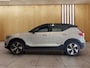 Volvo XC40 T3 R-Design Panoramadak | Trekhaak | Harman Kardon | 360 camera | Stoel + Stuurverwarming |