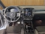 Volvo XC40 T3 R-Design Panoramadak | Trekhaak | Harman Kardon | 360 camera | Stoel + Stuurverwarming |