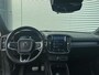 Volvo XC40 T4 R-Design | Panoramadak | Trekhaak | Dodehoekdetectie |