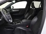 Volvo XC40 T3 R-Design | Panoramadak | Dodehoekdetectie | Keyless |