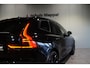 Volvo XC60 T6-AWD Black-Ultra| NEW | B&W|Luchtvering|Trekhaak|Pano |HUD|Massage|Facelift | Range 70KM Volledig electrisch