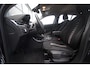 BMW X2 sDrive18i SportStoelen | PDC | LED | Navigatie | Cruise Control