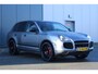 Porsche Cayenne 4.5 Turbo, Luchtvering, Leder, Trekhaak, Bose Audio, Sportuitlaat, Boekjes volledig erbij.