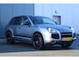 Porsche Cayenne 4.5 Turbo, Luchtvering, Leder, Trekhaak, Bose Audio, Sportuitlaat, Boekjes volledig erbij.
