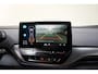 Volkswagen ID.4 Life 77 kWh 3-fase [ LED Navi Camera Standkachel ]