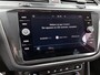 Volkswagen Tiguan 1.4 TSI Comfortline Business 125 PK | Trekhaak | Climate Control | Parkeersensoren voor + achter | Cruise Control | Donker getinte ramen |