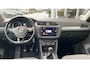 Volkswagen Tiguan 1.4 TSI Comfortline Business 125 PK | Trekhaak | Climate Control | Parkeersensoren voor + achter | Cruise Control | Donker getinte ramen |