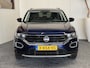 Volkswagen T-Roc 1.5 TSI Style Business NAVIGATIE ADAPTIVE CRUISE CONTROL APPLE CARPLAY/ANDROID RIJSTROOKSENSOREN ACHTERUITRIJCAMERA AFN. TREKHAAK ZEER MOOI ! 3010