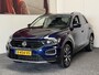 Volkswagen T-Roc 1.5 TSI Style Business NAVIGATIE ADAPTIVE CRUISE CONTROL APPLE CARPLAY/ANDROID RIJSTROOKSENSOREN ACHTERUITRIJCAMERA AFN. TREKHAAK ZEER MOOI ! 3010