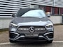 Mercedes-Benz GLA 250 e Business Solution AMG | Panoramadak | Night pakket | Achteruitrijcamera | DISTRONIC Afstandsassistent | Sfeerverlichting | Stoelverwarming | Advanced Sound System | Keyless-GO | Elektrische achterklep