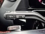 Mercedes-Benz GLA 250 e Star Edition AMG Line | Panoramadak | Night pakket | Achteruitrijcamera | DISTRONIC Afstandsassistent | Sfeerverlichting | Stoelverwarming | Advanced Sound System | Keyless-GO | Elektrische achterklep