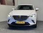Mazda CX-3 2.0 SKY ACTIVE-G 120 GT-LUXURY AUTOMAAT NAVIGATIE CRUISE CONTROL HEAD-UP DISPLAY KEYLESS GO RIJSTROOKSENSOREN DODEHOEKSENSOREN ACHTERUITRIJCAMERA AFN. TREKHAAK ZEER MOOI !! Brgl