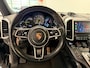 Porsche Cayenne 3.0 S E-Hybrid Platinum Edition | Dealer ond. | Org. NL | Trekhaak | Bose | Apple Carplay | Luchtvering