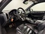 Porsche Cayenne 3.0 S E-Hybrid Platinum Edition | Dealer ond. | Org. NL | Luchtvering | Trekhaak |