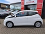 Toyota Aygo X X-PLAY ACHTERUITRIJCAMERA AIRCO APPLE CARPLAY / ANDROID AUTO