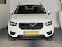 Volvo XC40 1.5 T3 NAVIGATIE CRUISE CONTROL CLIMATE CONTROL RIJSTROOKSENSOREN ACHTERUITRIJCAMERA 17" LM VELGEN ZEER MOOI !! Brgl
