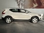 Volvo XC40 1.5 T3 NAVIGATIE CRUISE CONTROL CLIMATE CONTROL RIJSTROOKSENSOREN ACHTERUITRIJCAMERA 17" LM VELGEN ZEER MOOI !! Brgl