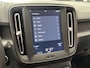 Volvo XC40 1.5 T3 NAVIGATIE CRUISE CONTROL CLIMATE CONTROL RIJSTROOKSENSOREN ACHTERUITRIJCAMERA 17" LM VELGEN ZEER MOOI !! Brgl