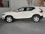 Volvo XC40 1.5 T3 NAVIGATIE CRUISE CONTROL CLIMATE CONTROL RIJSTROOKSENSOREN ACHTERUITRIJCAMERA 17" LM VELGEN ZEER MOOI !! Brgl