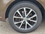 Volkswagen Touran 2.0 TDI Highline BlueMotion/ NL Auto / Zeer Goed Onderhoud / Distr. Vervangen / Airco / Navi / Camera / Trekhaak