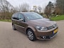Volkswagen Touran 2.0 TDI Highline BlueMotion/ NL Auto / Zeer Goed Onderhoud / Distr. Vervangen / Airco / Navi / Camera / Trekhaak