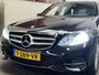 Mercedes-Benz E-klasse ESTATE 200 ELEGANCE HALF LEDER NAVIGATIE CRUISE CONTROL BLUETOOTH TELEFOON MEDIA VOORBEREIDING WEGKLAPBARE TREKHAAK ZEER MOOI !! Brgl