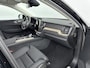 Volvo XC60 NEW MODEL 2.0 T6 Plug-in hybrid AWD Plus Dark | Panoramadak | PDC V+A en 360 Camera | Stoel+stuurverwarming | Head Up Display | Keyless |