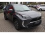 Toyota Yaris Cross HYBRID 115 DYNAMIC NIEUW DIRECT LEVERBAAR! STOEL/STUURVERW PARK-SENSOREN BLIND SPOT KEYLESS 17'' LM-VELGEN NAVI CAMERA AD-CRUISE CLIMA APPLE/ANDROID