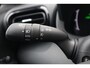 Toyota Yaris Cross HYBRID 115 DYNAMIC NIEUW DIRECT LEVERBAAR! STOEL/STUURVERW PARK-SENSOREN BLIND SPOT KEYLESS 17'' LM-VELGEN NAVI CAMERA AD-CRUISE CLIMA APPLE/ANDROID