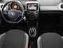 Toyota Aygo 1.0 VVT-i X-Play Bi-Tone Automaat | Apple Carplay & AndroidAUTO | Camera | 1e eigenaar | Privacy Glass |