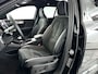 Volvo EX40 Single Motor Extended Range Ultra Black Ed. 82 kWh | SOH 97% | Panoramadak | 360° camera | Harman Kardon | Stoel- en Stuurverwarming | Trekhaak