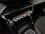 Peugeot 208 1.2 PureTech Active Pack Sport (APPLE CARPLAY,LED VERLICHTING,SPORTSTOELEN,CLIMATE,CRUISE,LM-VELGEN,NIEUWE APK)