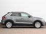 Volkswagen T-Roc 1.0 TSI Style | Trekhaak | Parkeersensoren voor & achter | DAB Ontvanger | Apple carplay / Android auto |