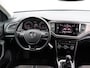 Volkswagen T-Roc 1.0 TSI Style | Trekhaak | Parkeersensoren voor & achter | DAB Ontvanger | Apple carplay / Android auto |